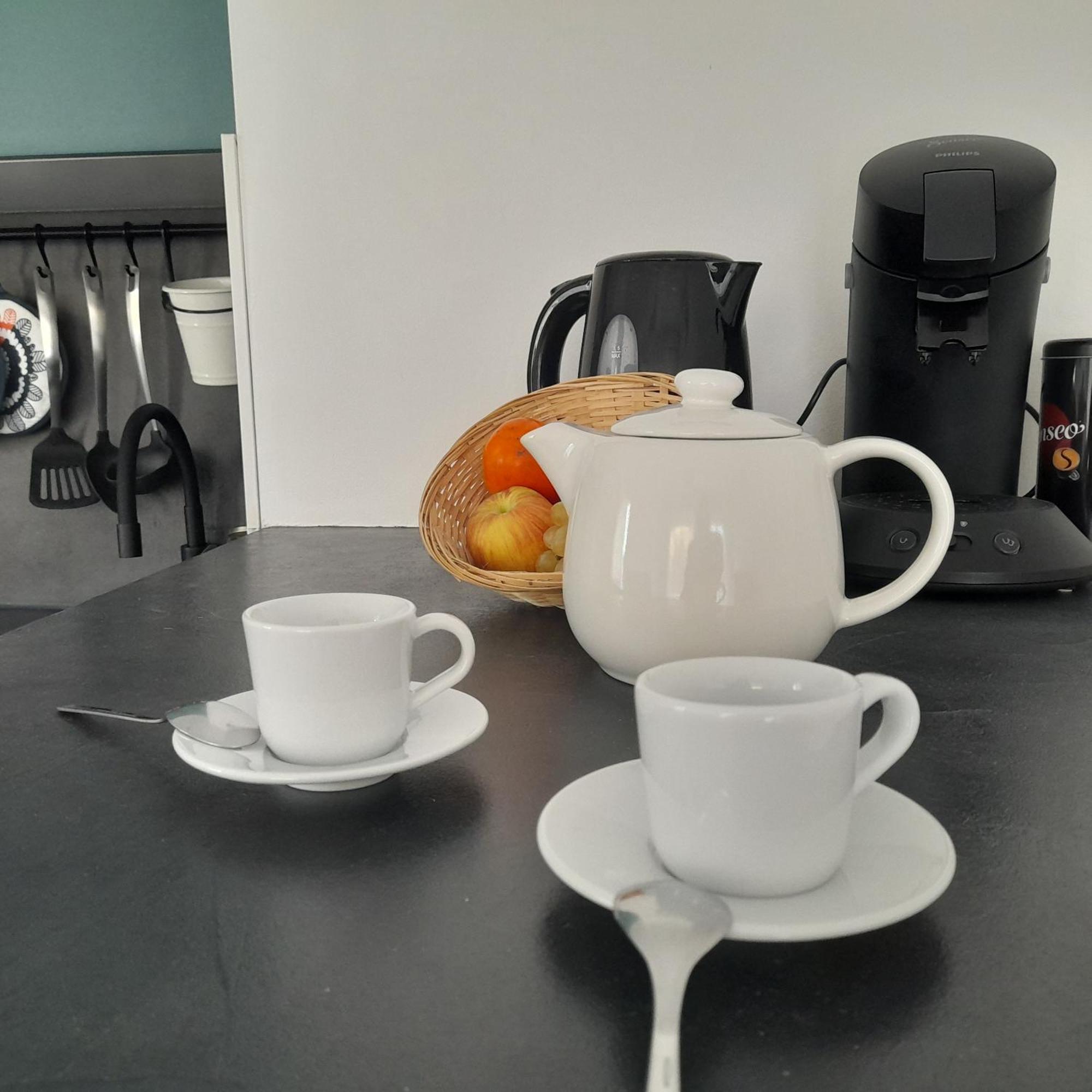 Appartement Agreable T2 Au Calme, Parking, Wifi, Balcon